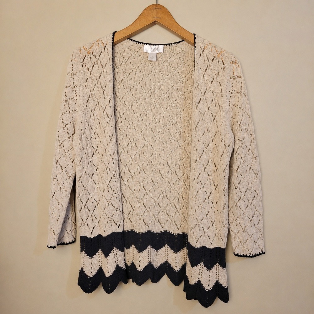 LOFT Pointelle Knit Cardigan Womens XS Beige Navy Blue Excellent Chevron Boho